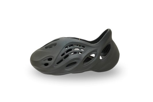 Adidas Yeezy Foam RNNR Carbon