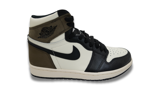 Nike Air Jordan 1 Retro High Dark Mocha